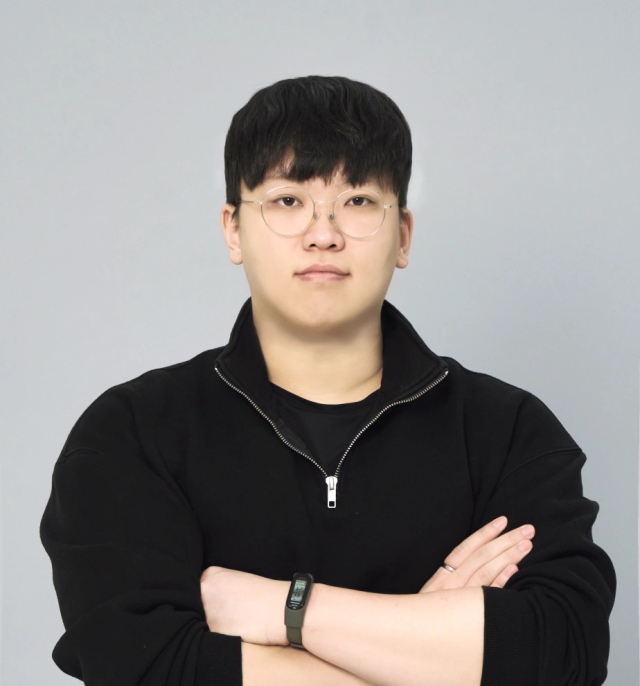 최지욱